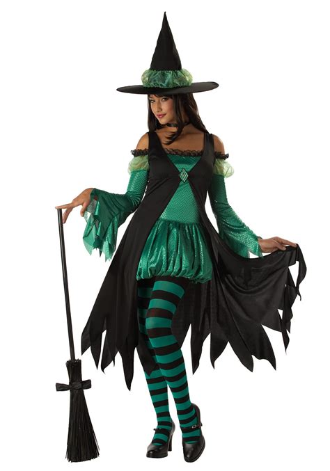Astonishing impersonators witch costume